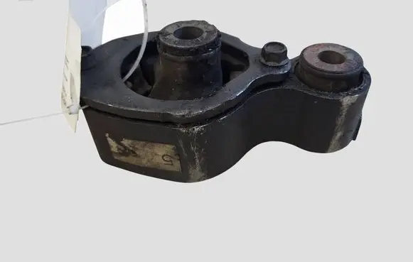 Mazda CX-5 Gearbox mount