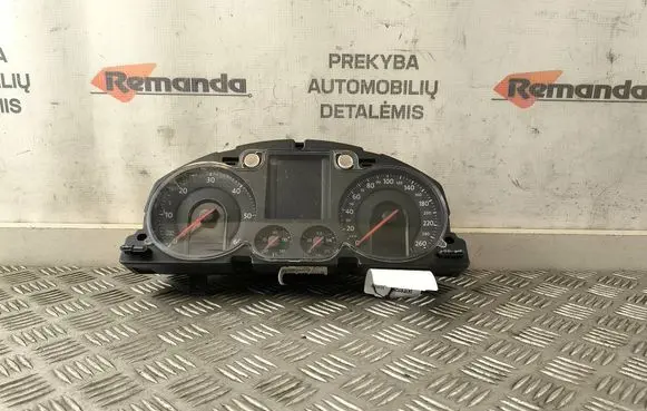 Volkswagen PASSAT B6 Speedometer (instrument cluster) V0007000 3C0920871