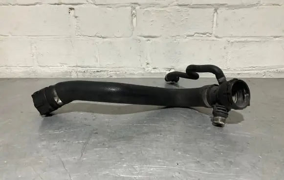 BMW 5 E60 E61 Engine coolant pipe/hose 7799747