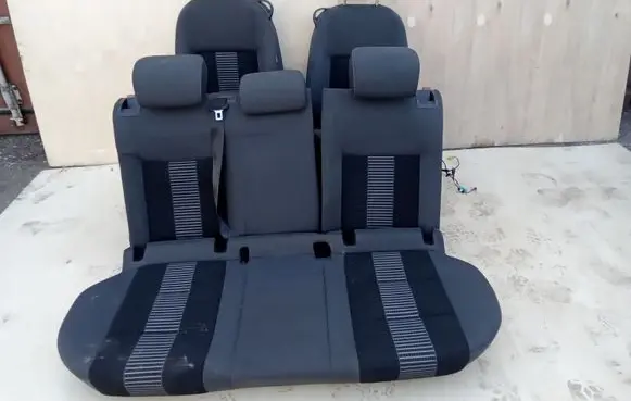 Seat set