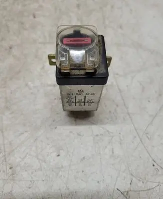 Mercedes-Benz E W124 Other relay 2015403245