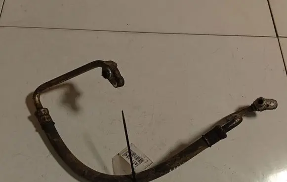 Toyota Yaris Air conditioning (A/C) pipe/hose 
