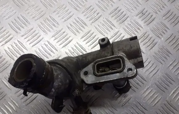 Opel Vectra C Thermostat housing 24415973