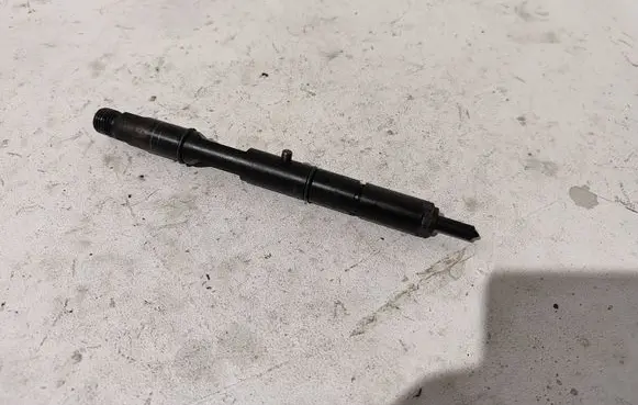 Audi A6 S6 C5 4B Fuel injector 059130201E