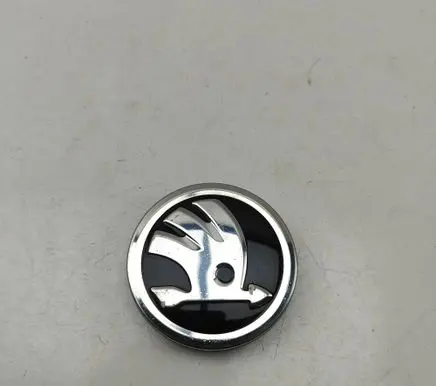 Skoda Kodiaq R20 wheel hub/cap/trim 5E0601151
