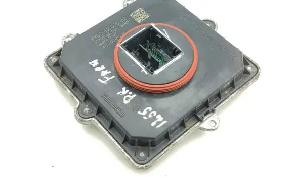 Land Rover Evoque II LED ballast control module K8D213E005AC 02720082049 147000067302