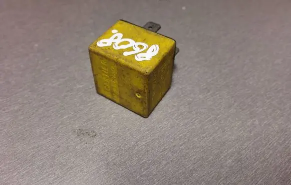 Renault Megane I Other relay 12V25A03701 03701