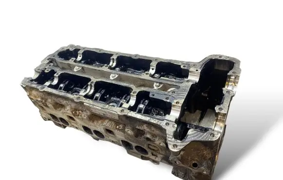 Mercedes-Benz E W212 Engine head A6420100751 0648482