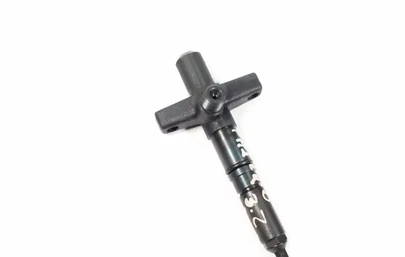 Mitsubishi Pajero Fuel injector 581Z484410