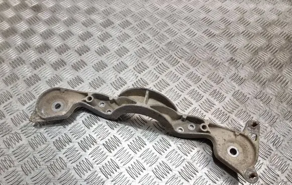 BMW 3 E46 Rear differential/diff mount bracket 