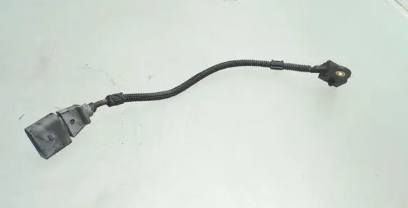 Volkswagen Touran I Camshaft position sensor 03G906433