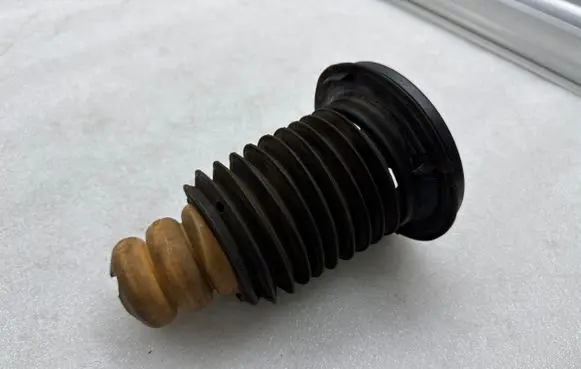 BMW X3 G01 Front shock absorber dust cover boot 6871812 463153086 732463153
