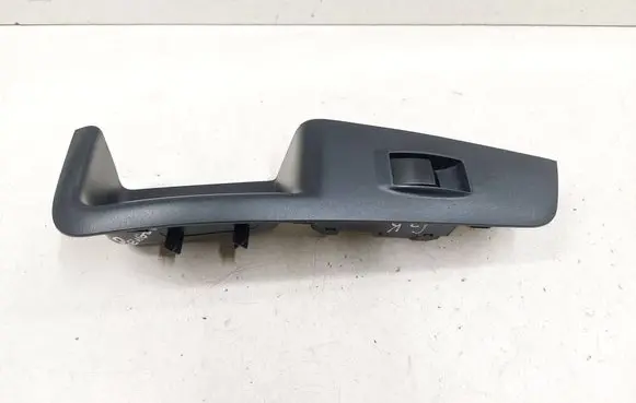 Peugeot 4007 Electric window control switch 8608A184 C8DD644M 1090D6