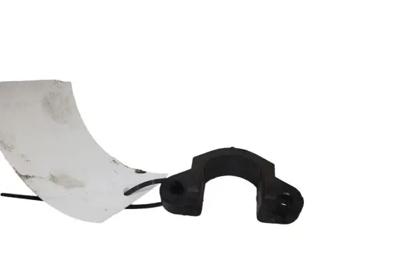 Mazda 6 Fuel Injector clamp holder