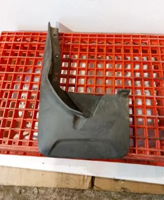 Toyota RAV 4 (XA30) Front mudguard 76626YY100a