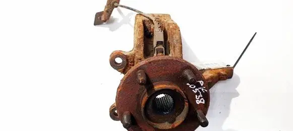 Ford Mondeo Mk III Front wheel hub 