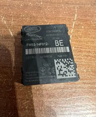 Land Rover Discovery Sport Other devices FW9314F012 D323
