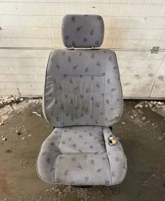 Volkswagen Transporter - Caravelle T4 Front driver seat 