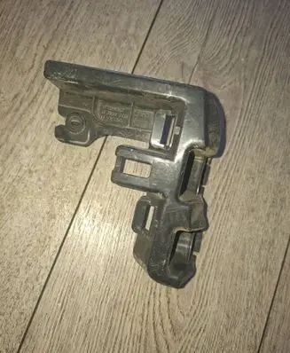 Renault Trafic III (X82) Front bumper mounting bracket 871229902R 1321484X 93453919