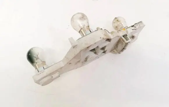 Skoda Octavia Mk2 (1Z) Tail light bulb cover holder 1Z9945258