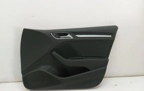 Renault Austral Front door card panel trim
