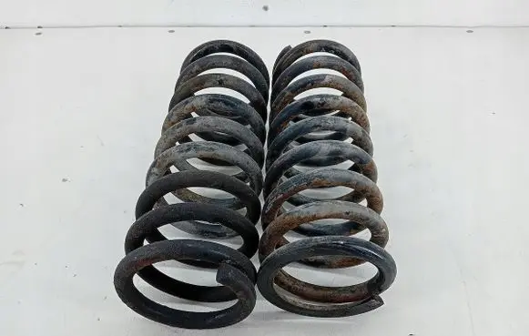 Mercedes-Benz S W126 Rear coil spring