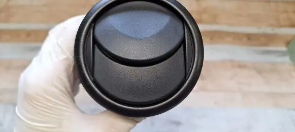 Mazda 2 Dash center air vent grill