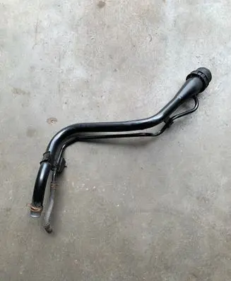 Honda CR-V Fuel tank filler neck pipe 141016 1151