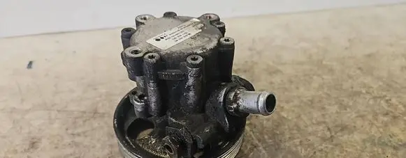 Peugeot Partner Power steering pump 9685555580 7617955563