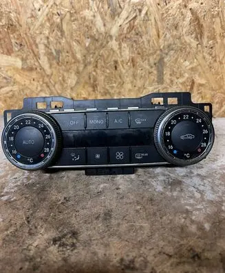 Mercedes-Benz C AMG W204 Climate control unit 2048309885 SW230700