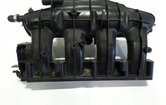 Audi A4 S4 B7 8E 8H Intake manifold 06F133201P