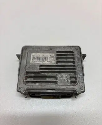 Volvo S90, V90 Xenon control unit/module 89089352