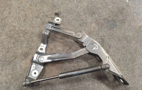Audi TT Mk1 Engine bonnet/hood hinges 8N0823302 8N0823359 LZ9Y