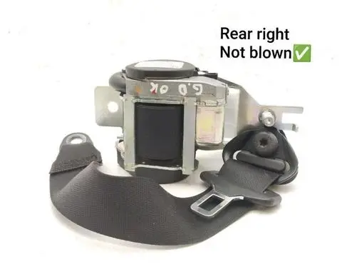 Mercedes-Benz GL X166 Rear seatbelt A1668601386