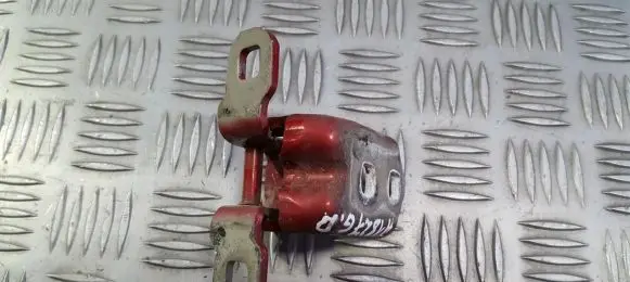Renault Megane II Rear door lower hinge