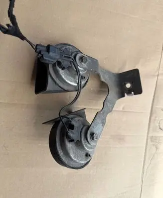 Opel Insignia A Horn signal 0055306
