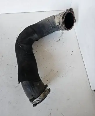 Intercooler hose/pipe