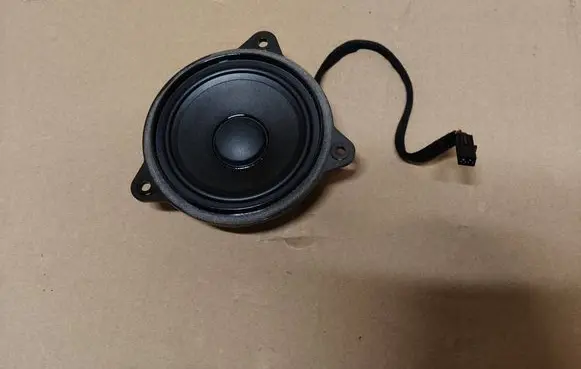 Volkswagen ID. Buzz Rear door speaker 3G8035415