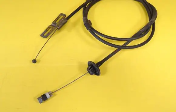 Mitsubishi Space Star Throttle cable 