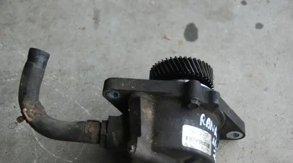 Ford Ranger Vacuum pump X2T55472ZT