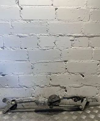Toyota Land Cruiser (J150) Front wiper linkage and motor 8511060430