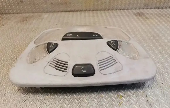 Mercedes-Benz C W203 Front seat light