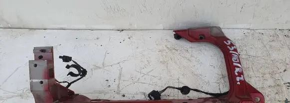 Headlight/headlamp mounting bracket