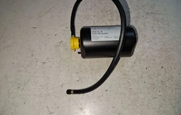 Mercedes-Benz E W212 Tire air pump compressor A0005830712