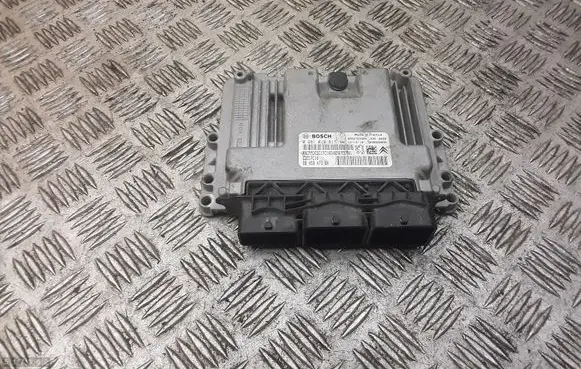 Peugeot Partner Engine control unit/module 0281019817 9666729580
