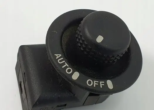 Jaguar XK8 - XKR Wing mirror switch LNA6465AA