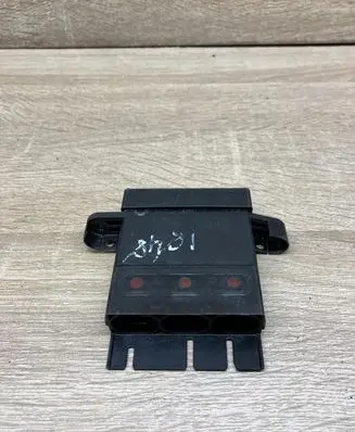 BMW 5 F10 F11 Current control relay 6114915341802