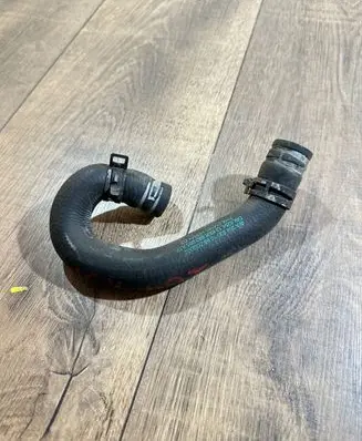 Mercedes-Benz C W204 Engine coolant pipe/hose A2048301096 692065A1P UVC90760W