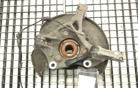Chevrolet Orlando Front wheel hub spindle knuckle