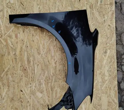 Volkswagen Touran II Fender 1T0821156